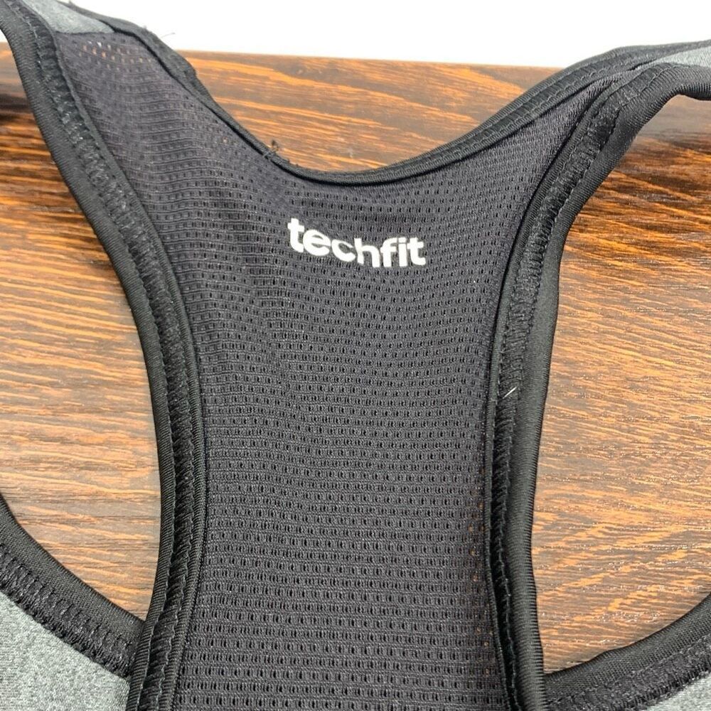 Adidas Women's Solid Pullover Racerback Techfit Sports Bra Gray Size Medium - Picture 2 of 4